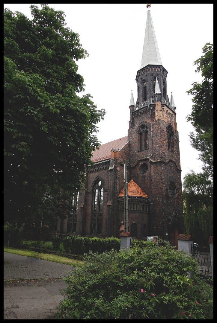 Świętochłowice - kościół ewangelicki Jana Chrzciciela 1.jpg